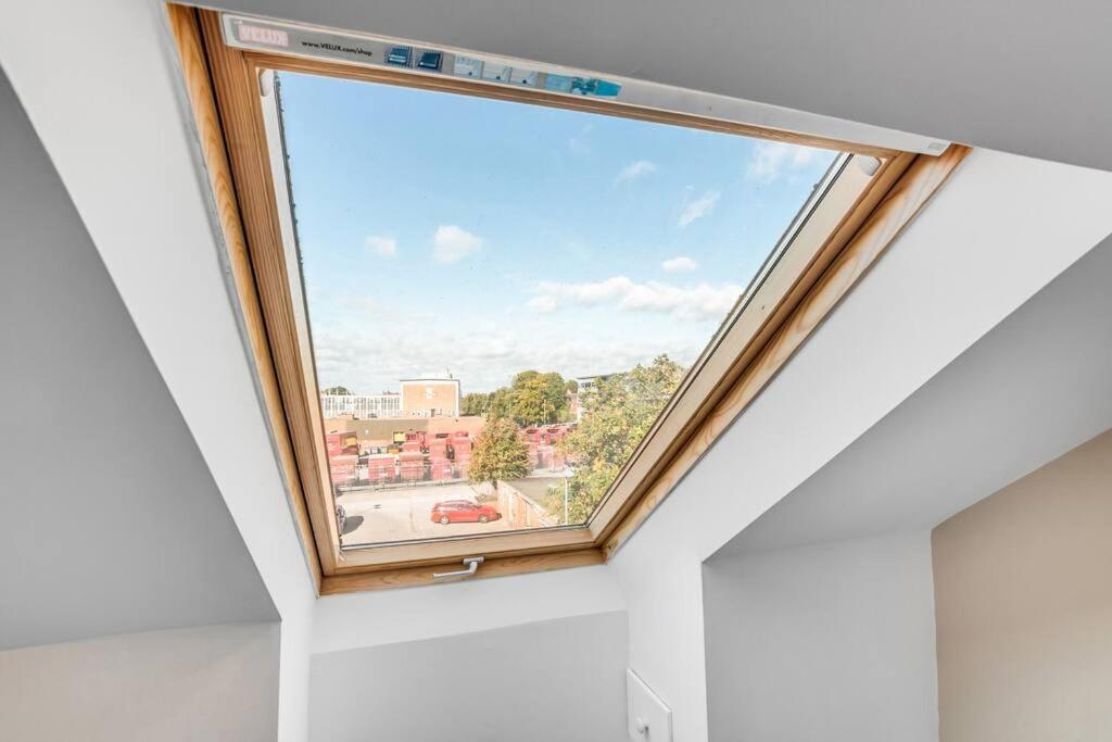3 Bedroom With Parking By The Station Norwich Exterior photo